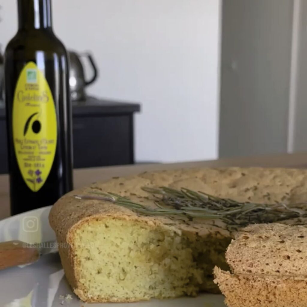Gâteau à l'huile d'olive aromatisée citron et thym