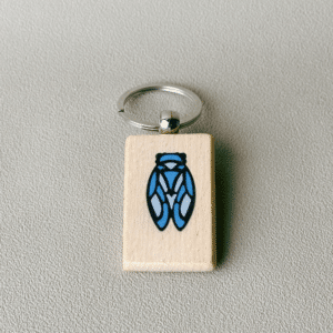 Porte-clé cigale bleue en bois